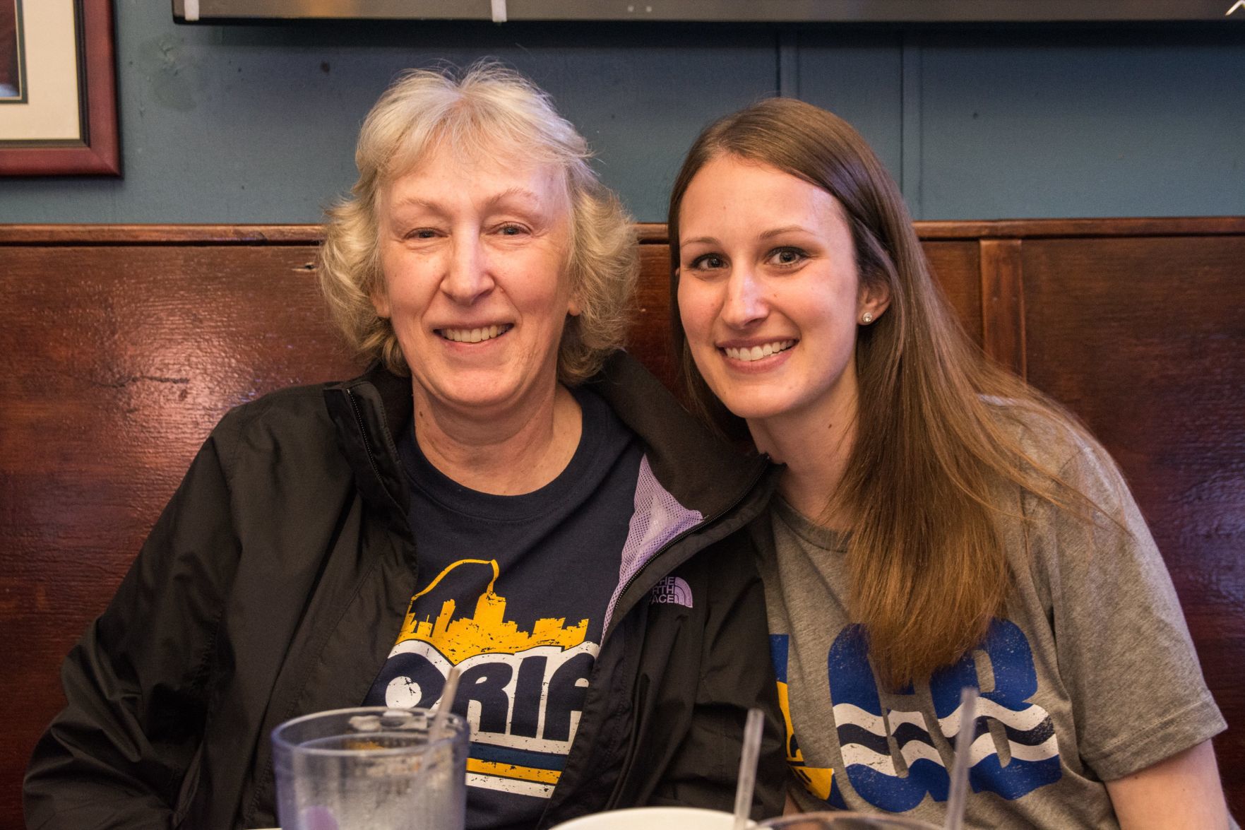 Blues Fans at Syberg's on Dorsett during Stanley Cup Final Game